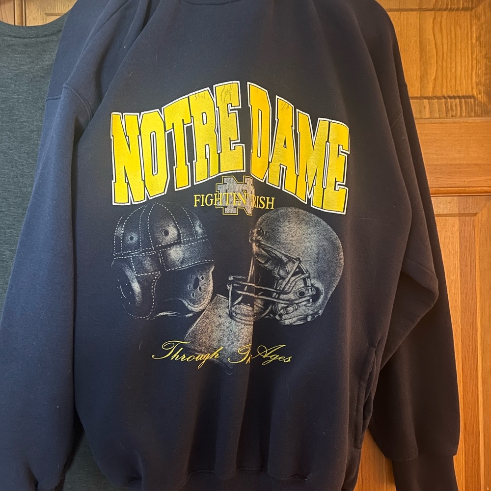 ALO Yoga Navy Sweatshirt with Yellow Graphic (Alo for exposure)